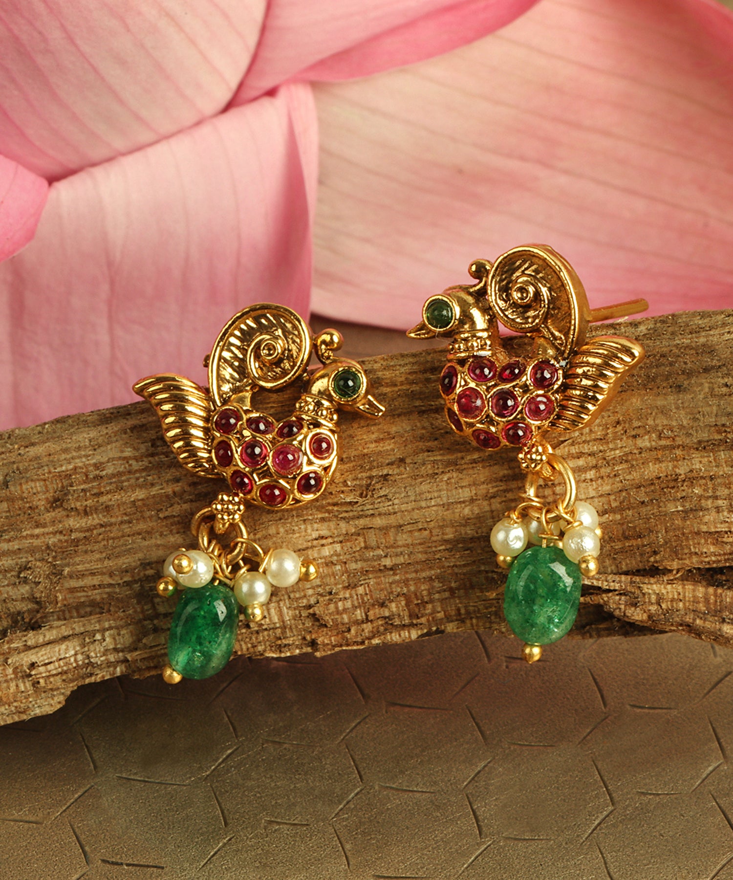 Bird Earrings With Pearl And Emeral Drop