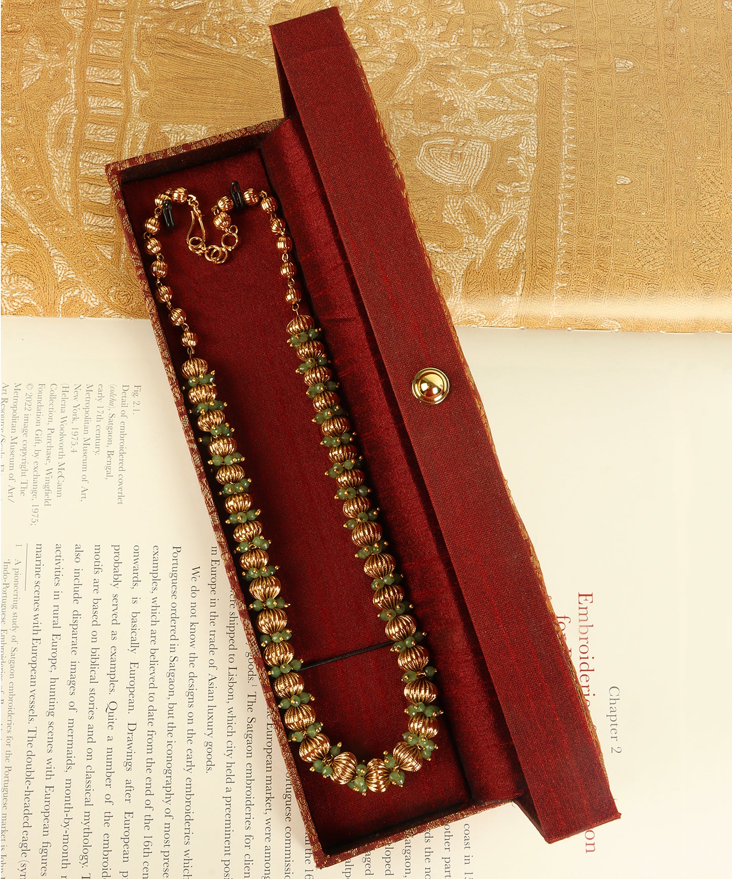 Round Gold & Emerald Beaded String Necklace