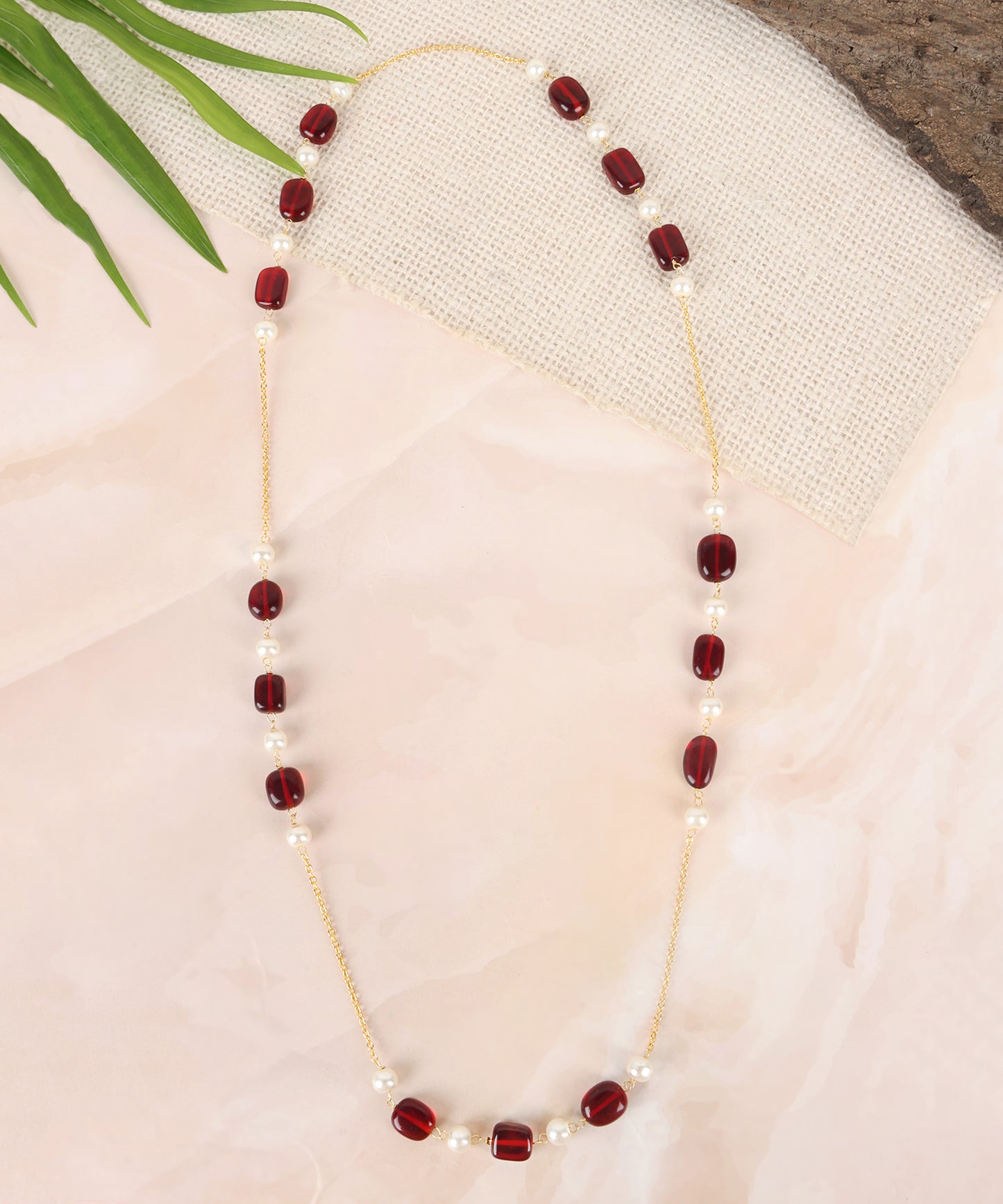 Royal Ruby Pearl Necklace – Classic Gold String Style