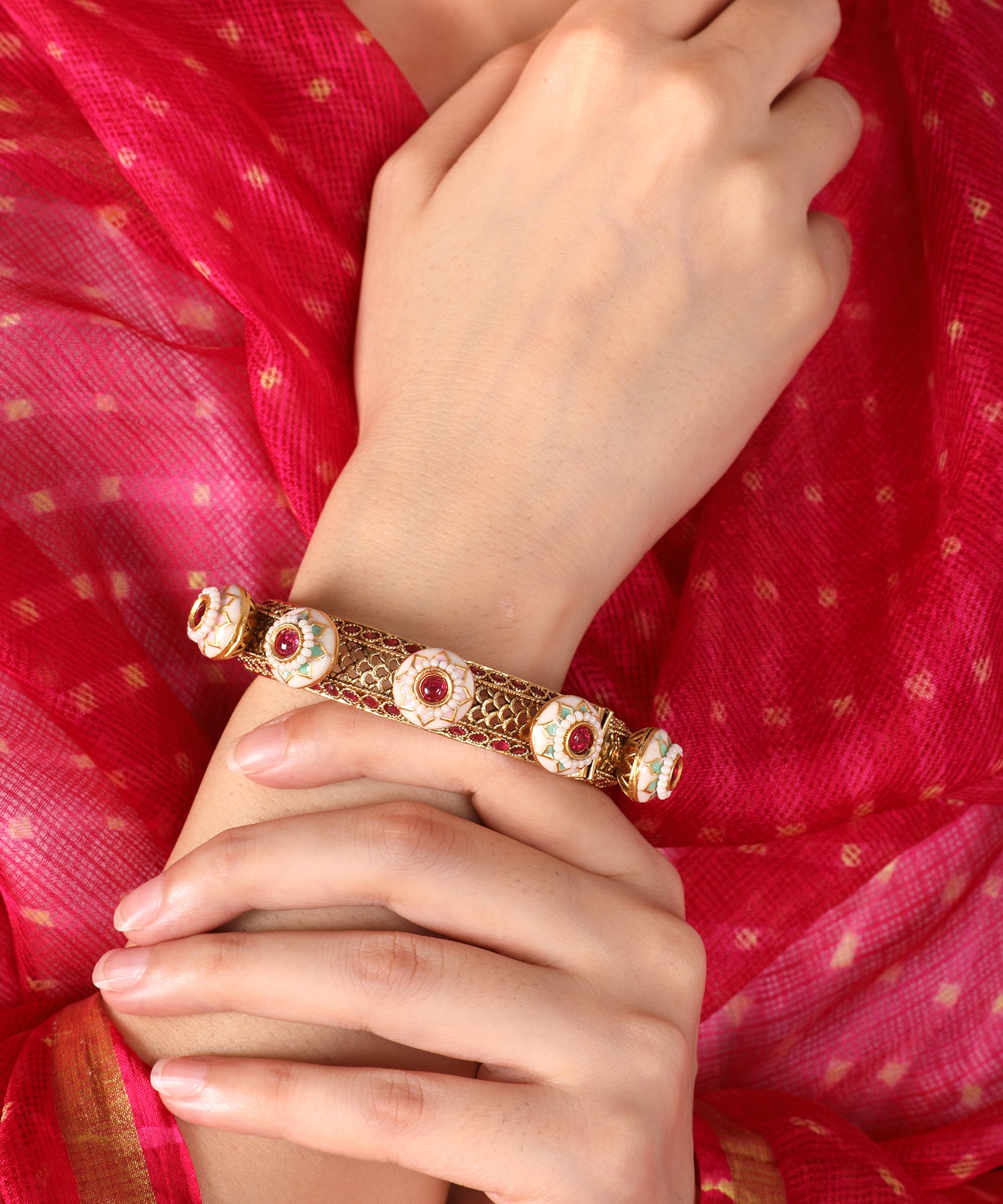 Pearl & Ruby Rajwada Pacheli
