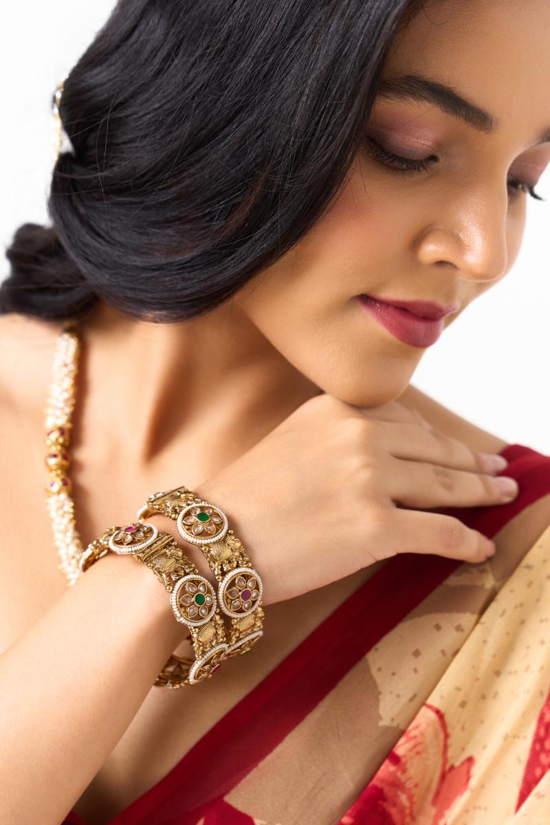 Regal Polki Kundan Bangle with Ruby & Emerald Accents
