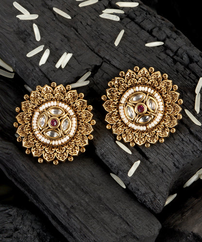 Antique Gold Kundan Stud Earrings (Temple Jewellery)