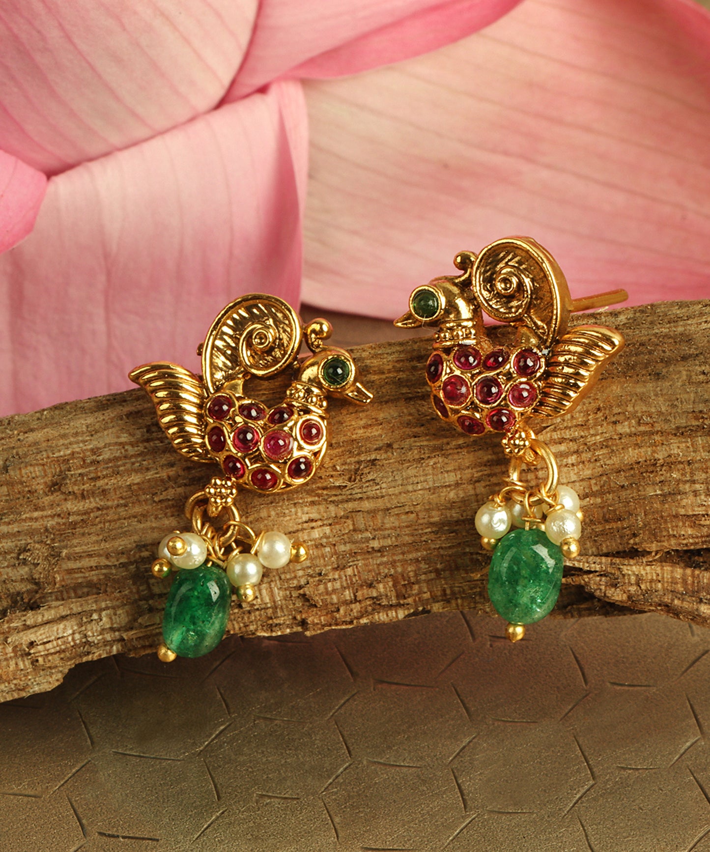 Bird Earrings With Pearl And Emeral Drop