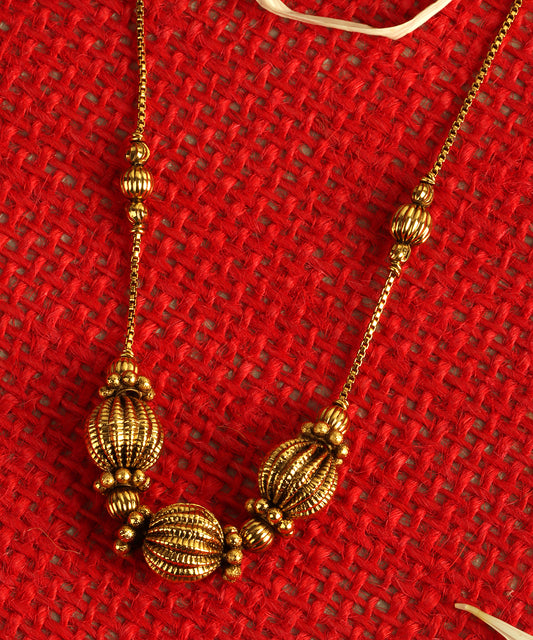 Minimal Heritage Design Gold Beaded Chain