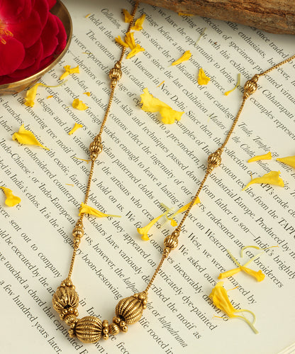 Minimal Heritage Design Gold Beaded Chain