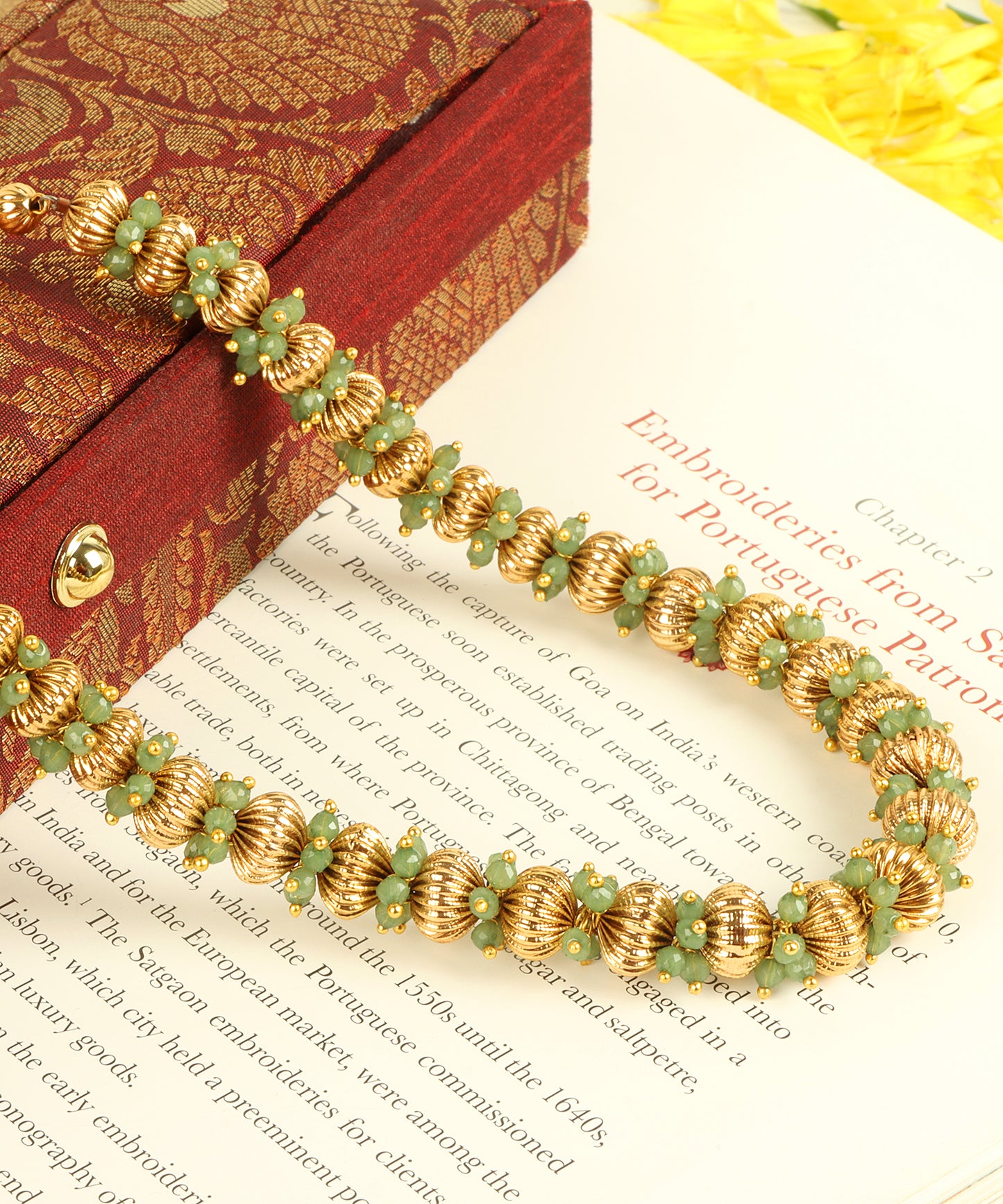 Round Gold & Emerald Beaded String Necklace