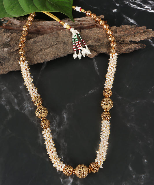 Classic Grace Gold-Plated Pearl Necklace