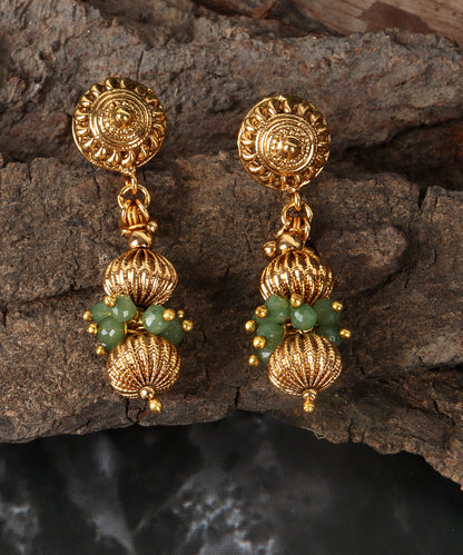 Vintage-Inspired Emerald and Gold Danglers