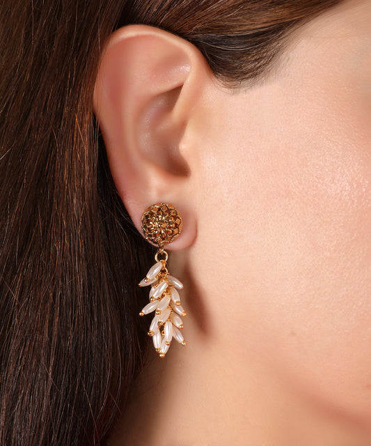 Classic Leaf Drop Pearl Earrings