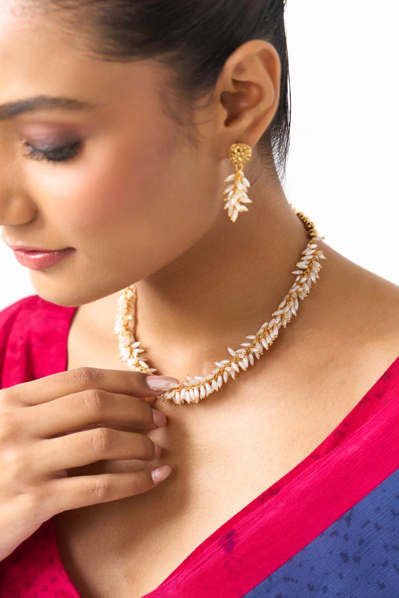Royal Dewdrop Pearl Necklace